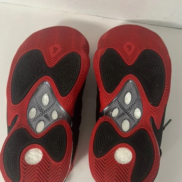 Basketball shoes size 11 | Adidas Marvel BYW select IF0006 Anthony - Picture 10 of 15